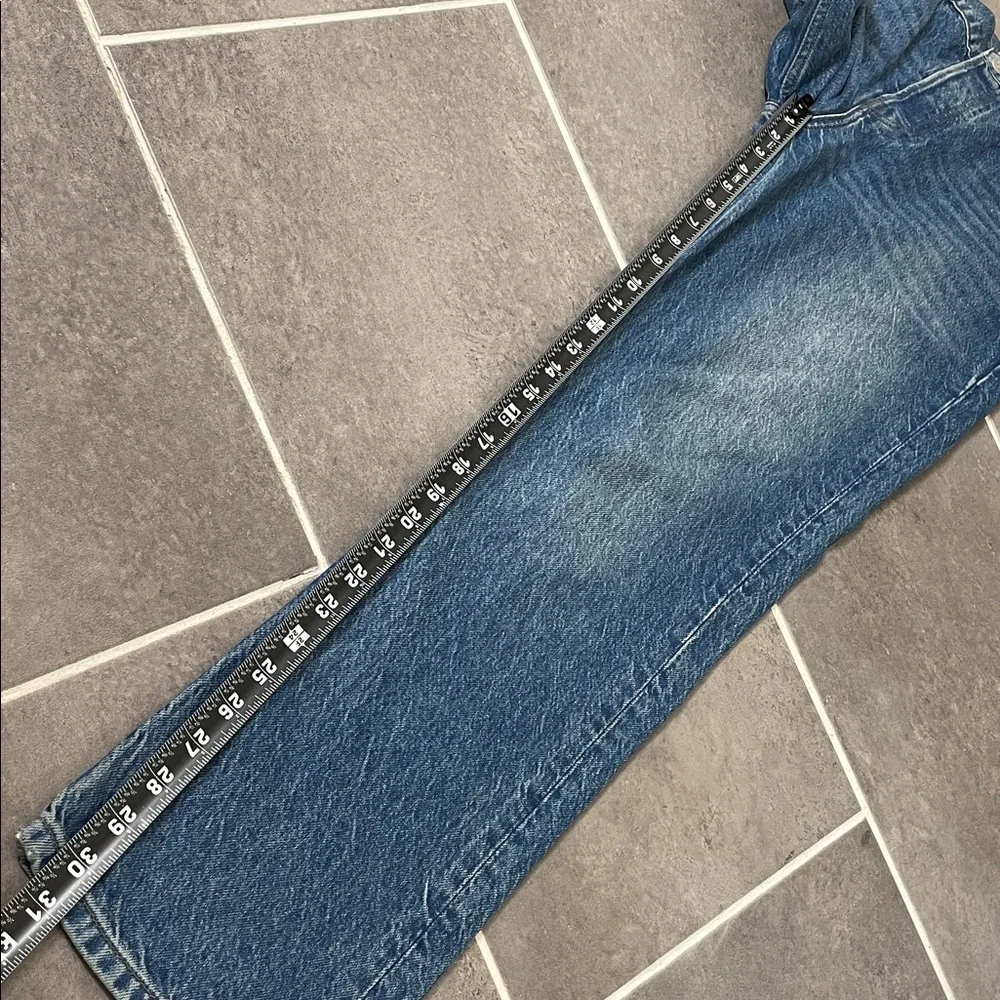 Reformation Cynthia High Relaxed Jeans size 30X31 - Picture 6 of 9